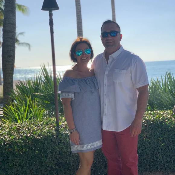 Meet your Posher, Lisa - Picture 1 of 1